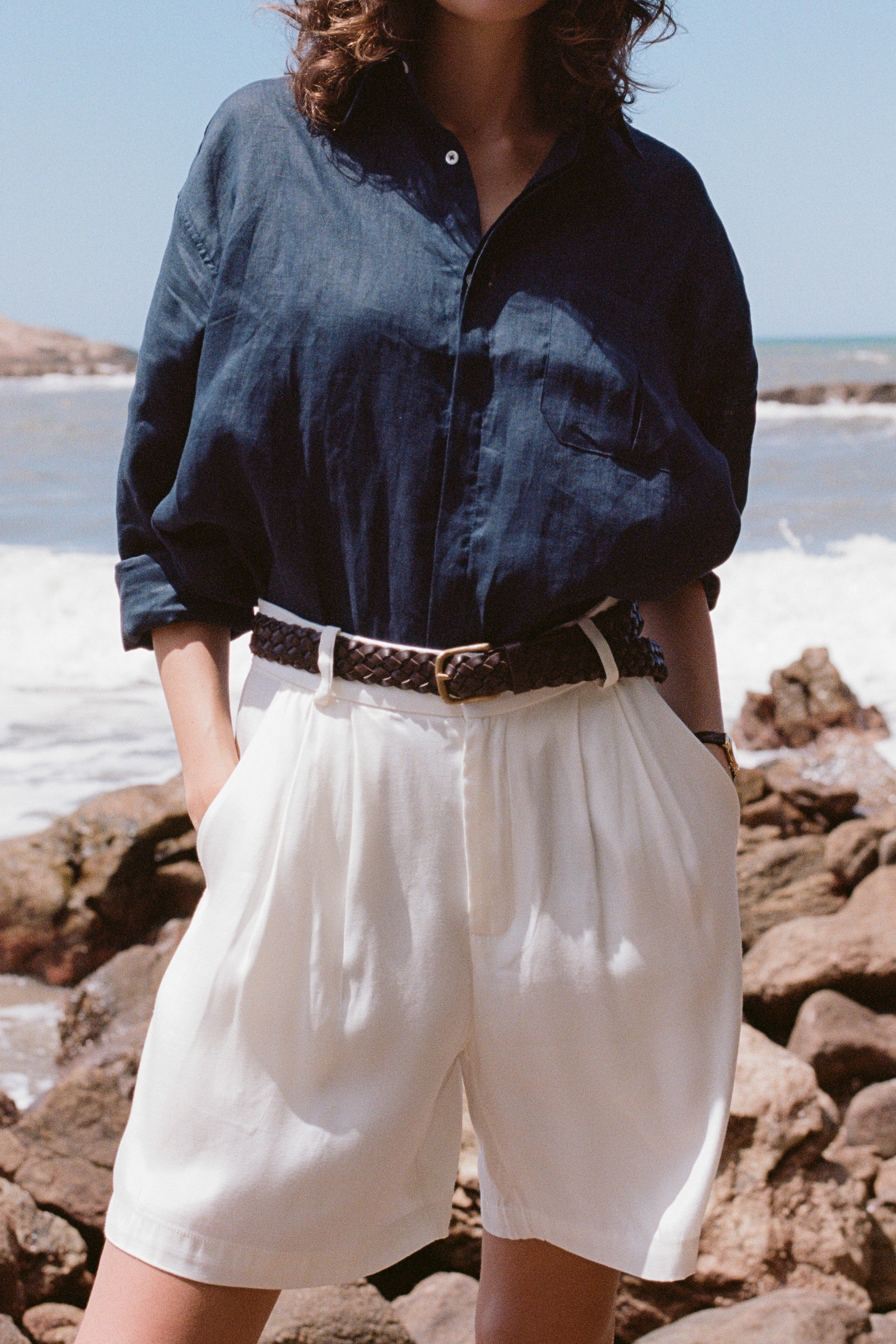 Thomaz Shirt — 100% Linen, Navy